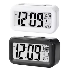LCD Display Digital Alarm Clock Battery Operated Smart Night Light Easy Operation Clock For Kids Heavy Sleepers Bedroom Clock